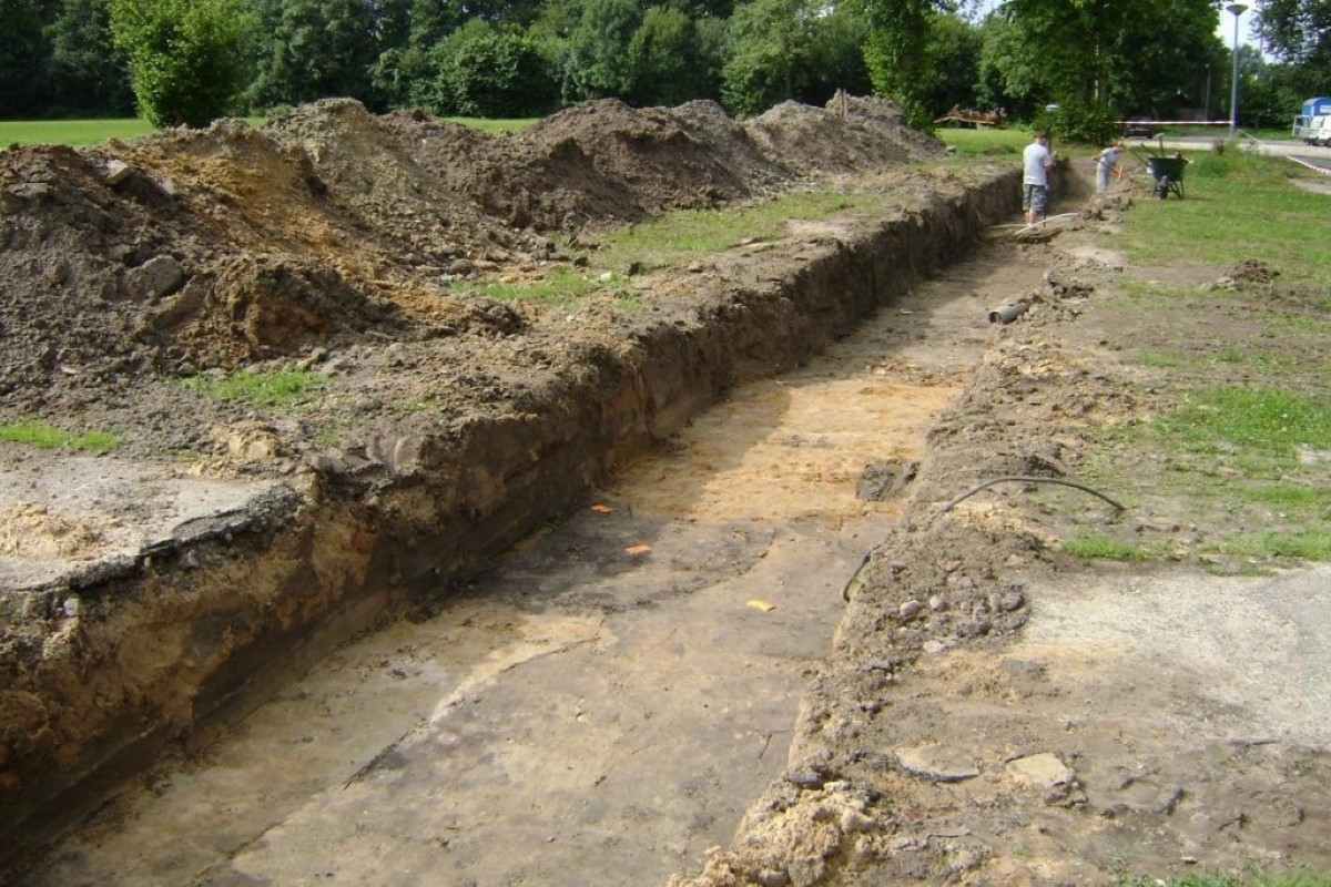 Opgravingen Emdaborg van start gegaan