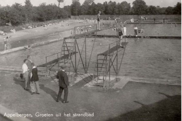 zwembad-appelbergen-1200-1200112F7844-1C5D-2072-EB1C-0E2AB8B1B4F3.jpg